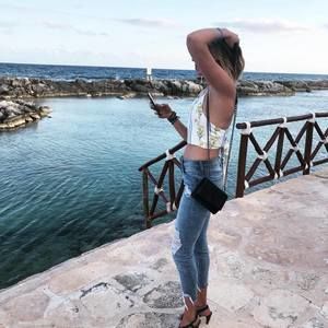 Meet your Posher, Amanda